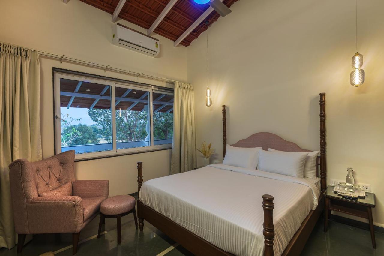 Saffronstays Mariposa By The River Rio, Karjat Exterior foto